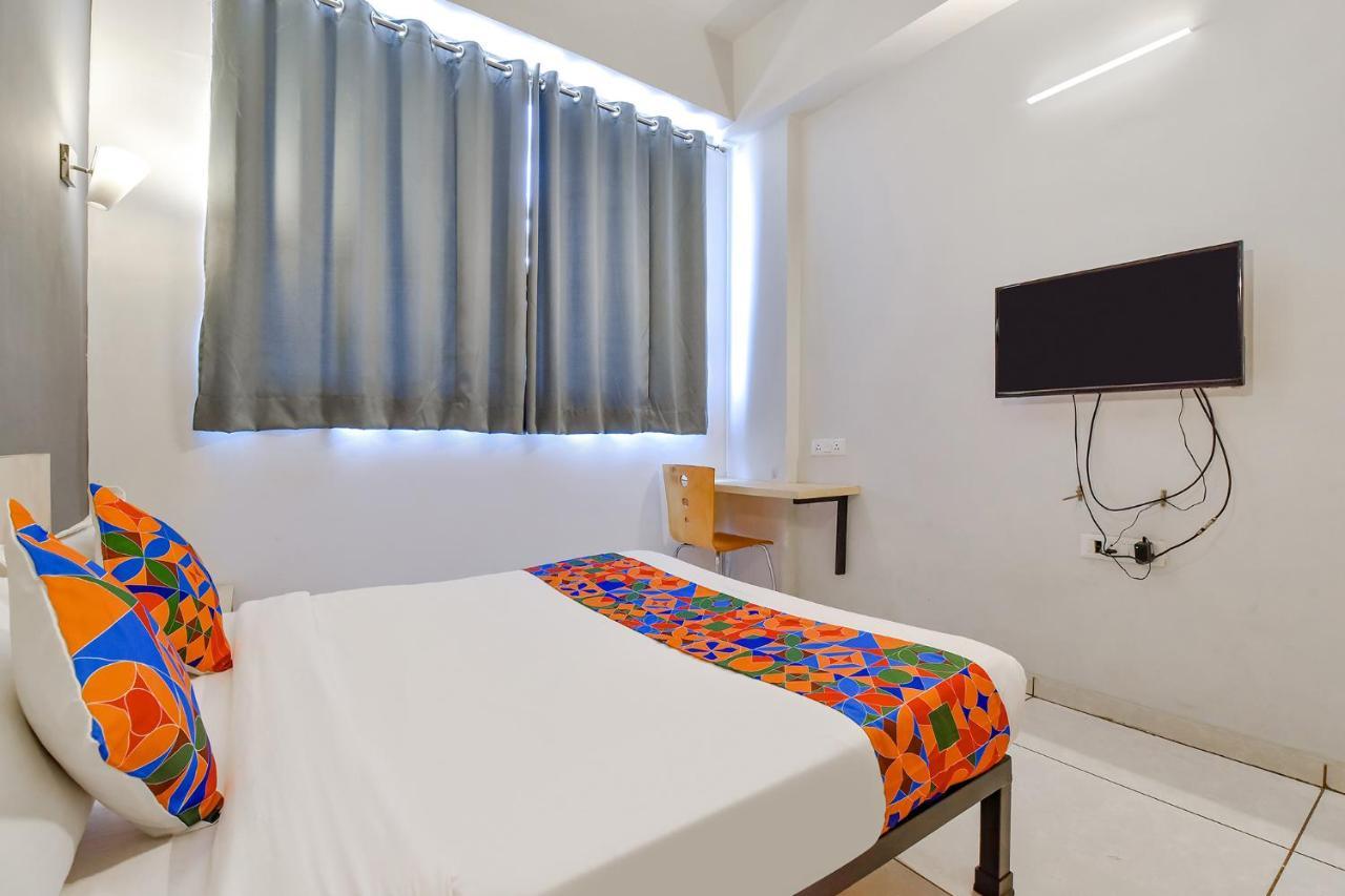 Fabhotel Kaviya - Bopal Ahmedabad Exterior photo